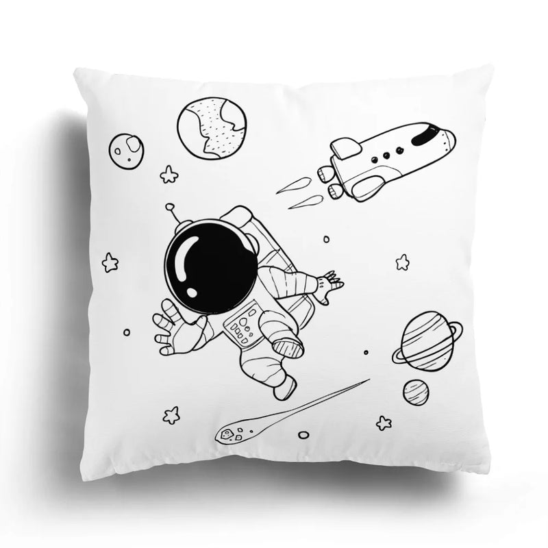 Capa de Almofada Astronauta em Preto e Branco - O Toque Perfeito para Sua Decoração!